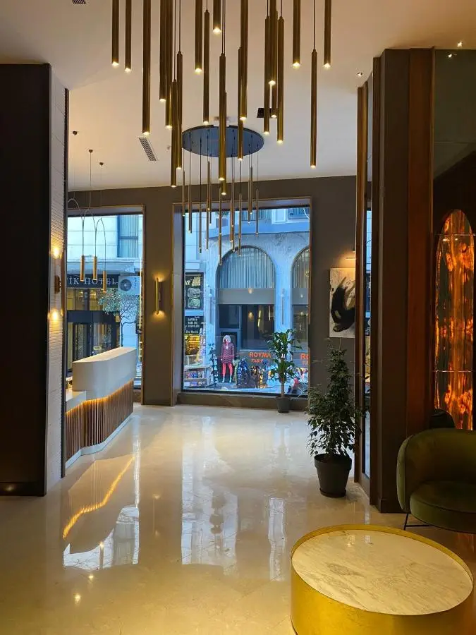 Edition Old City Hotel