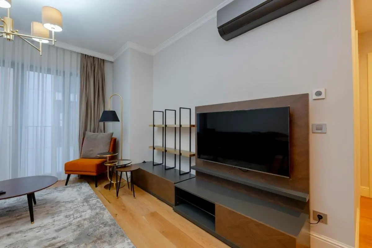 One-Bedroom Residence Apartment in Taksim