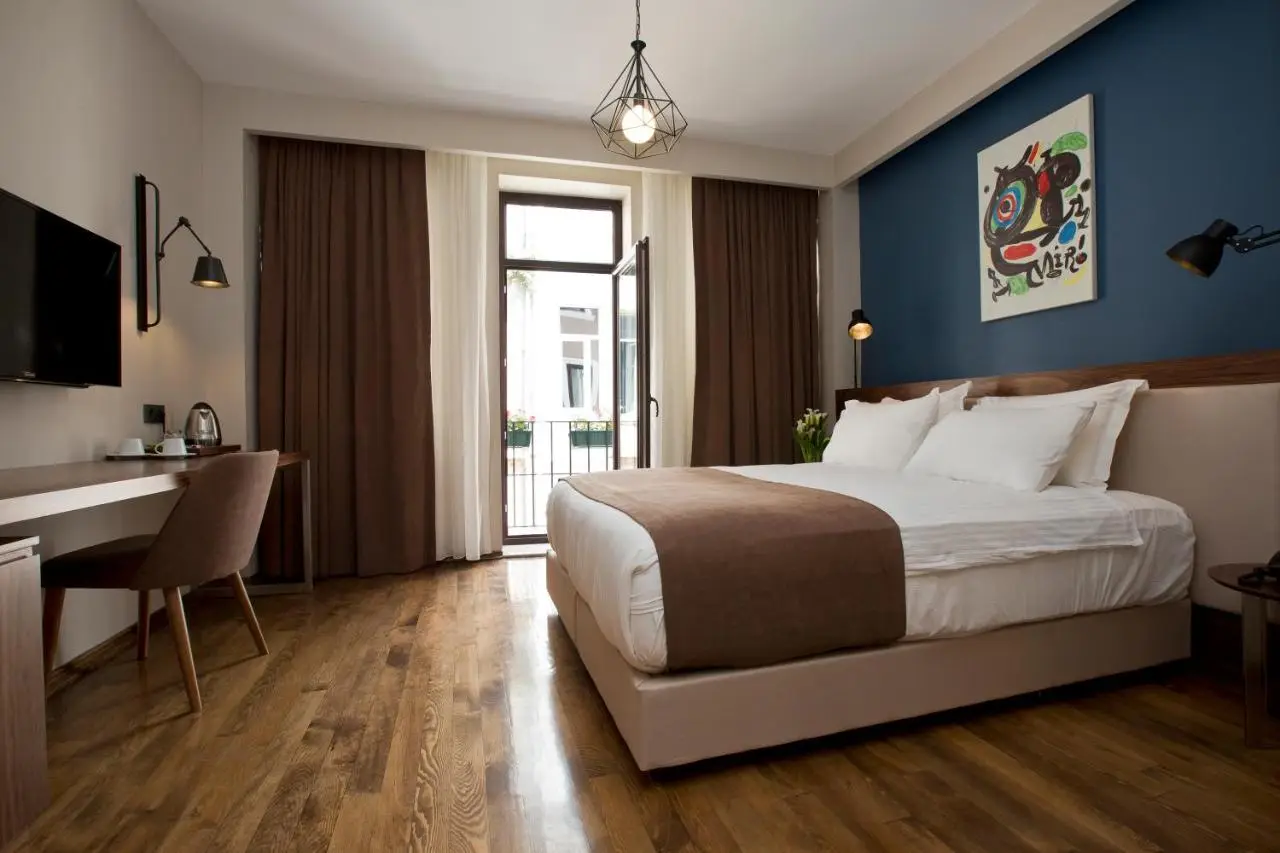 Snog Rooms & Suites