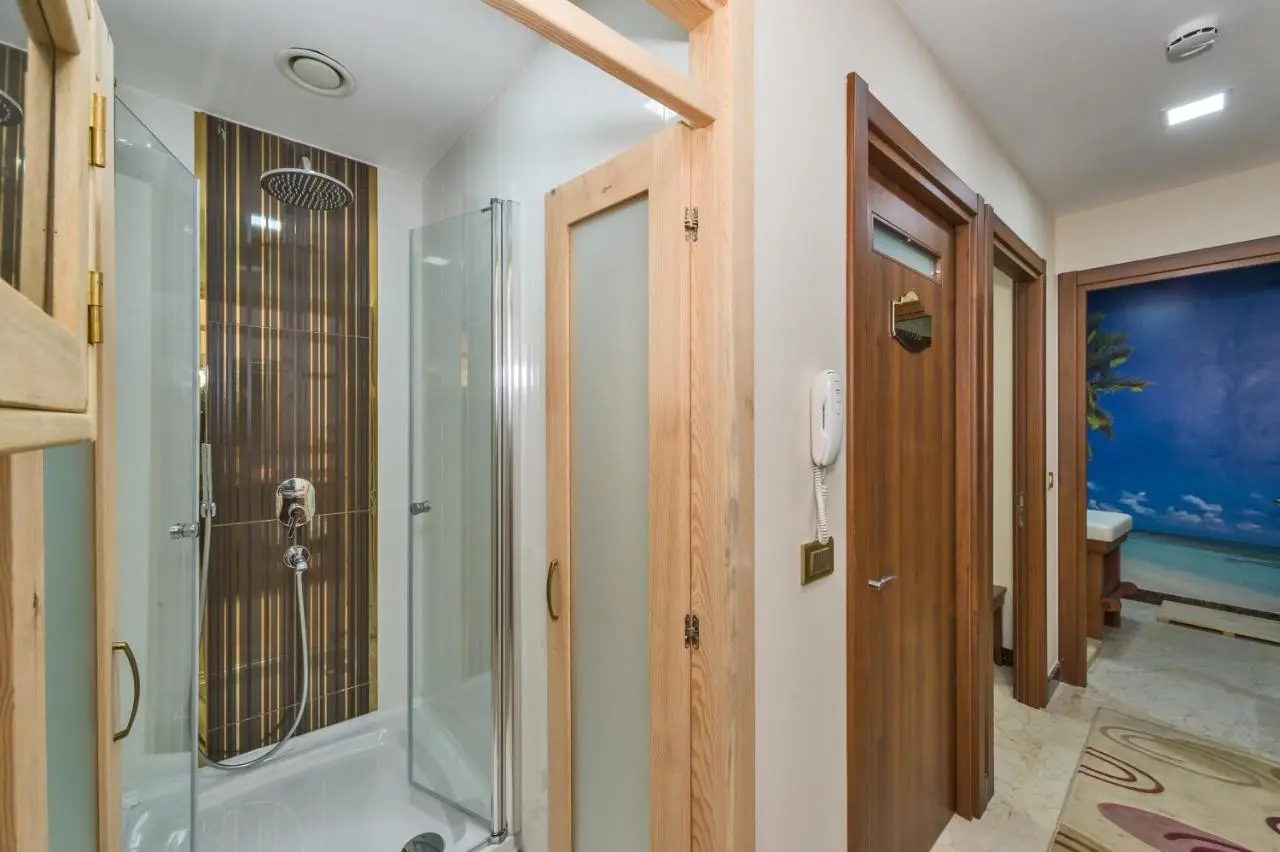 Aprilis Gold Hotel - Special Category