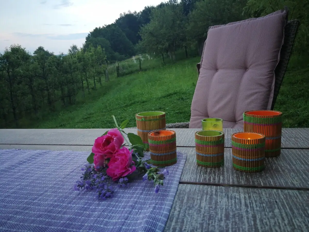 Green Idylle-PYramide View