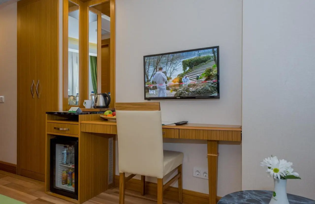 Bizim Hotel