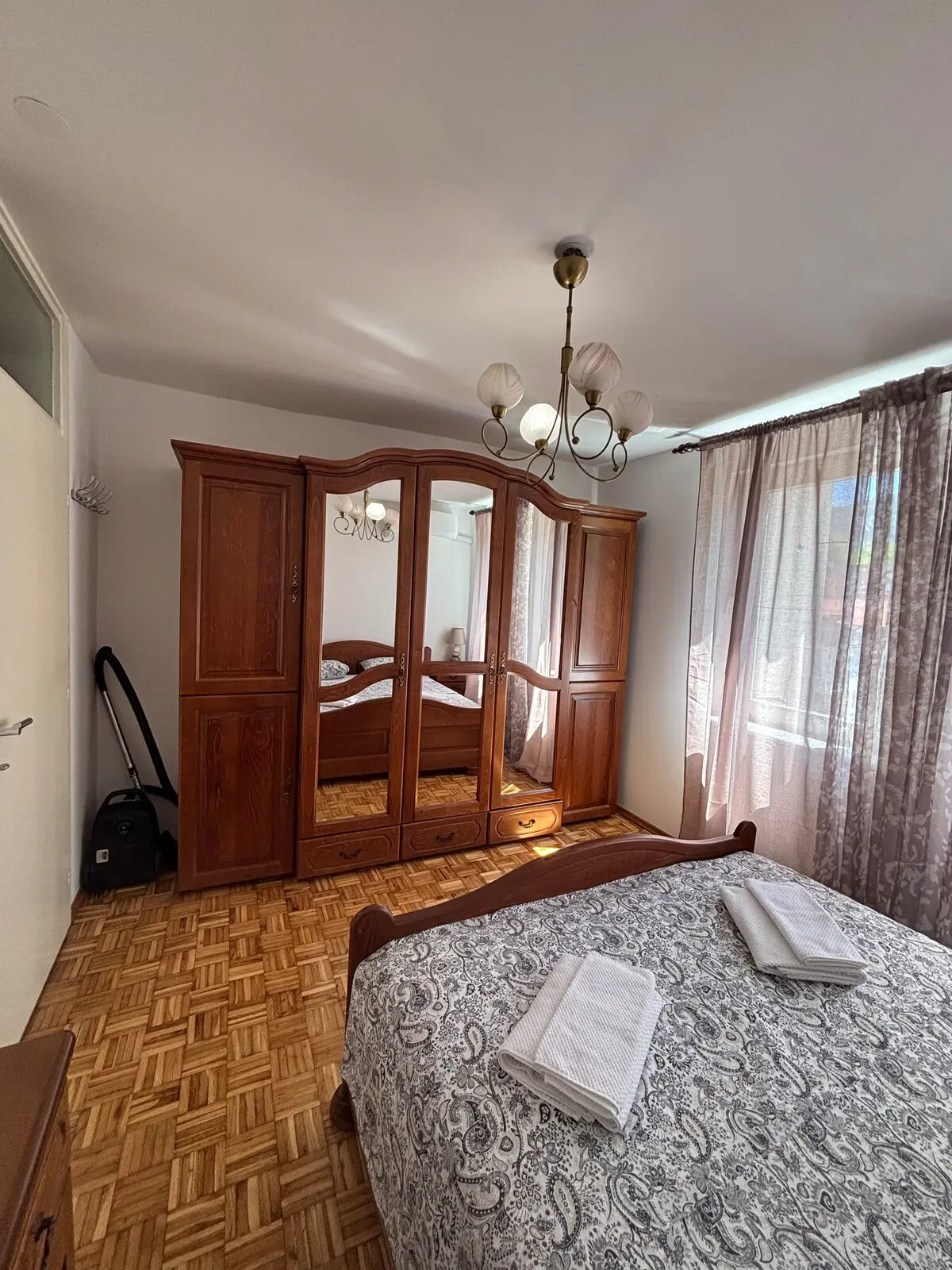 Apartment Adi