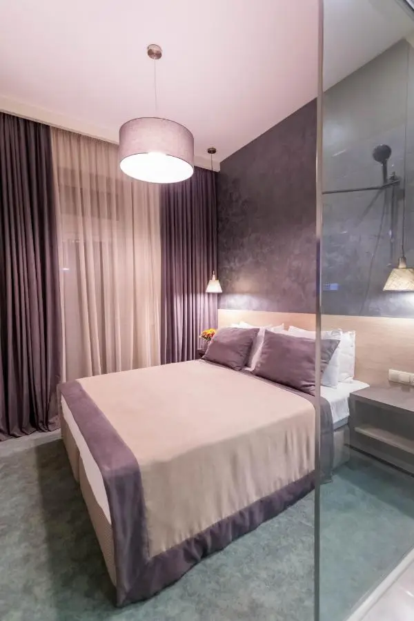 Luxury 3 BR apartment by Freedom square City Center