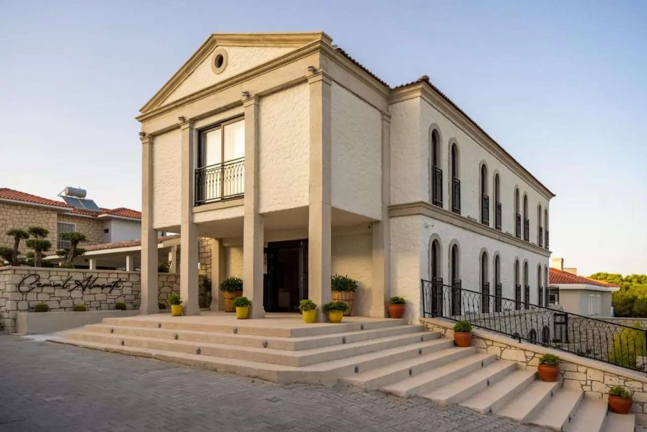CEMAL ALAÇATI BUTİK HOTEL