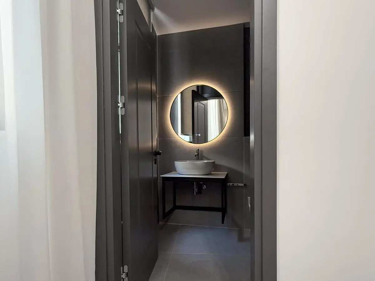 Sea Crest Apartments