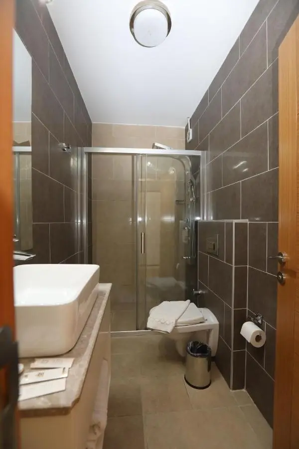 Mezzo Hotel