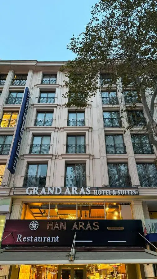 Grand Aras Hotel & Suites
