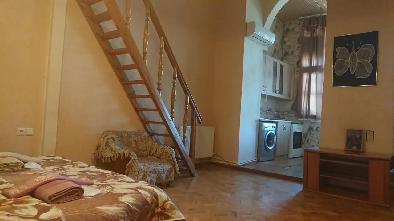Grandma`s Hotel
