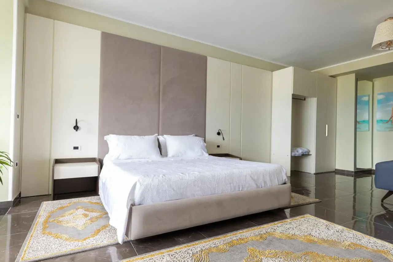 Hotel Pirro
