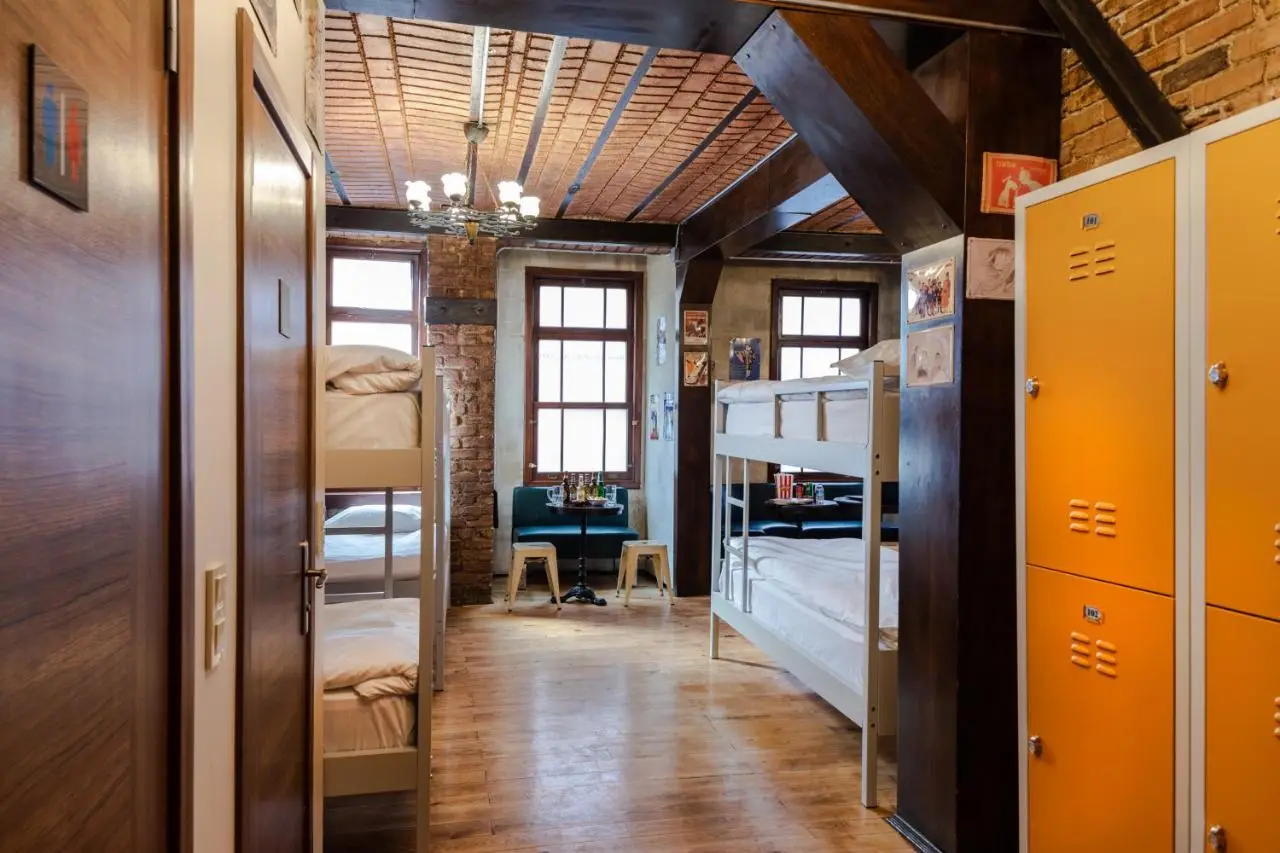 Sanat Hostel Taksim