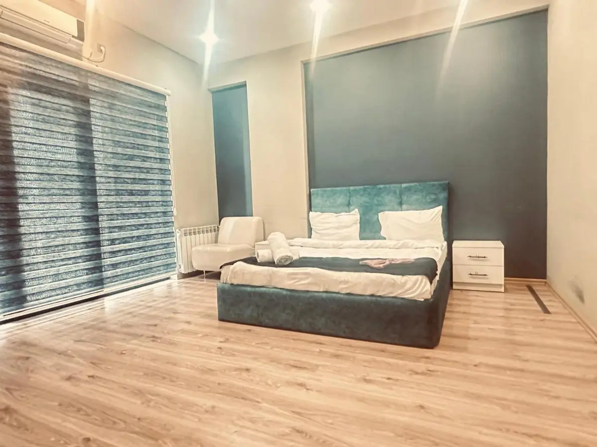 Konsul Apartment Nizami Street