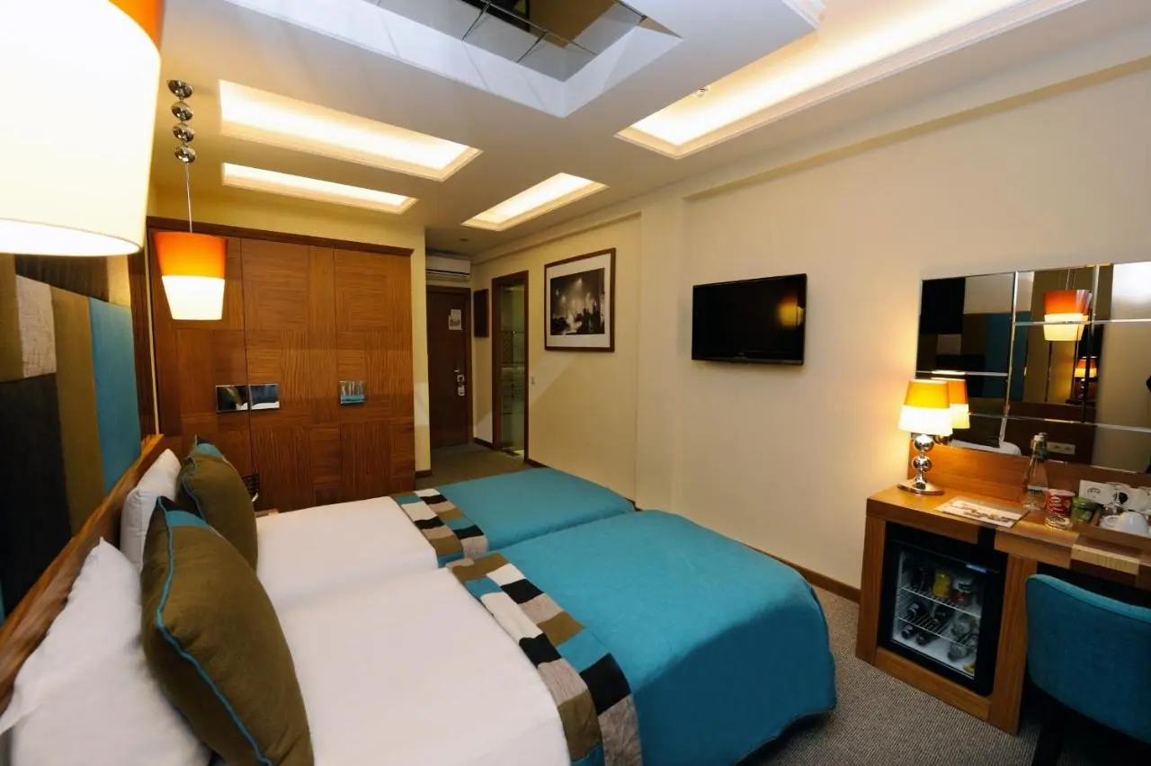 Collage Pera Hotel