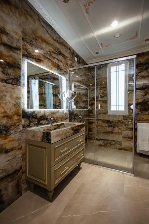 Ervini Boutique Hotel