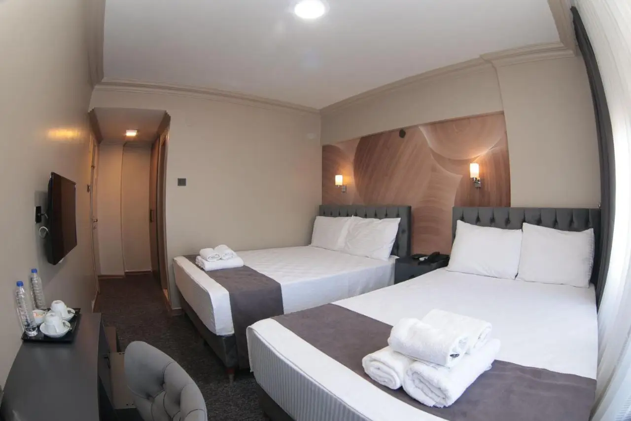 BURSA LOYAL CiTY HOTEL