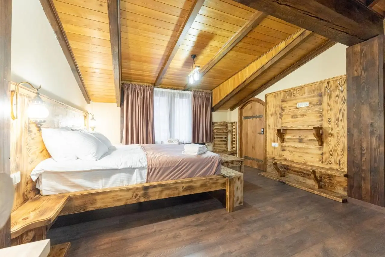 Hotel Mansarda Mestia