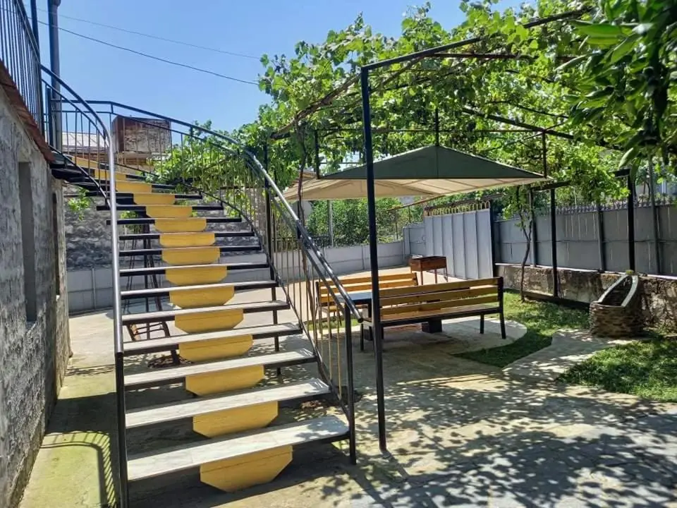Guest House Fazisi