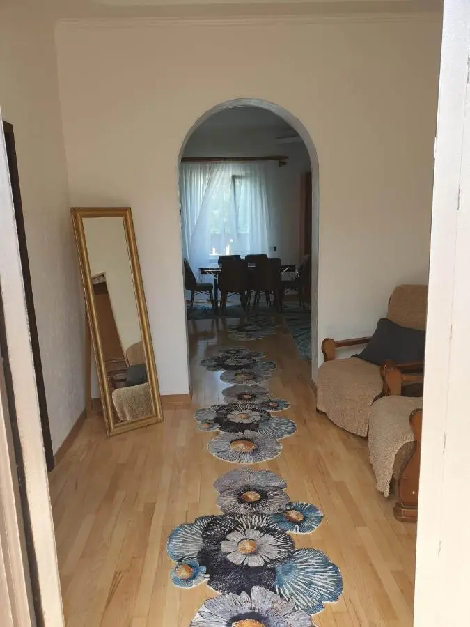 Nino's apartment-Isolated floor for rent
