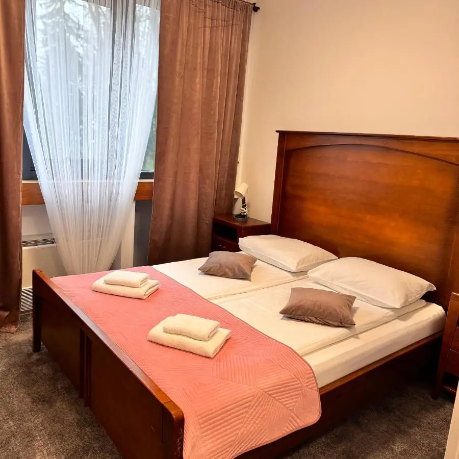 Hotel Paviljon