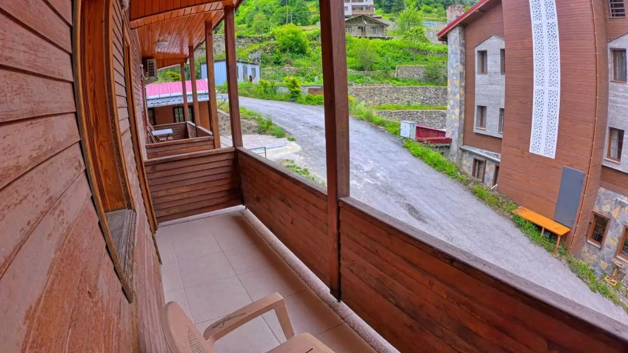 Meric Hotel