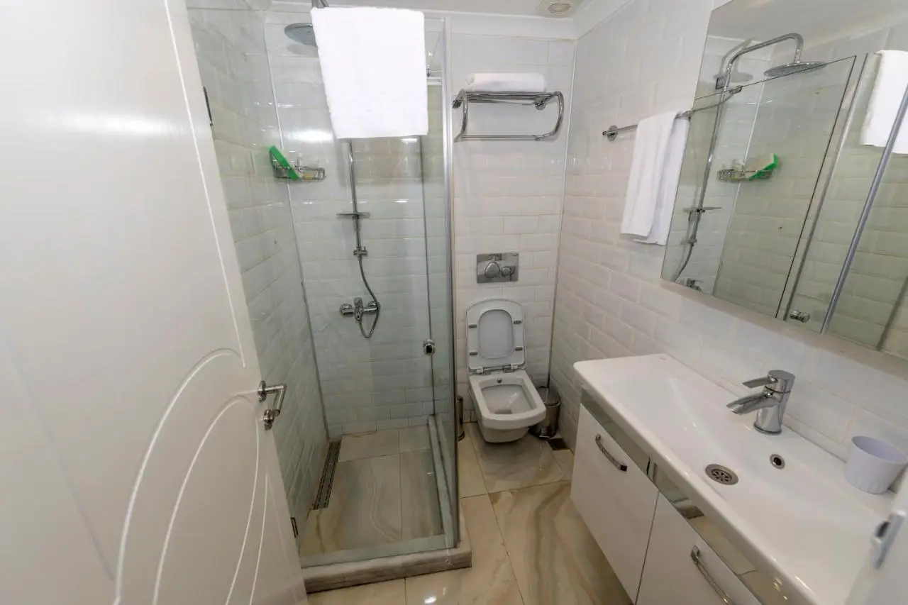 BGuest Hotel & Residence