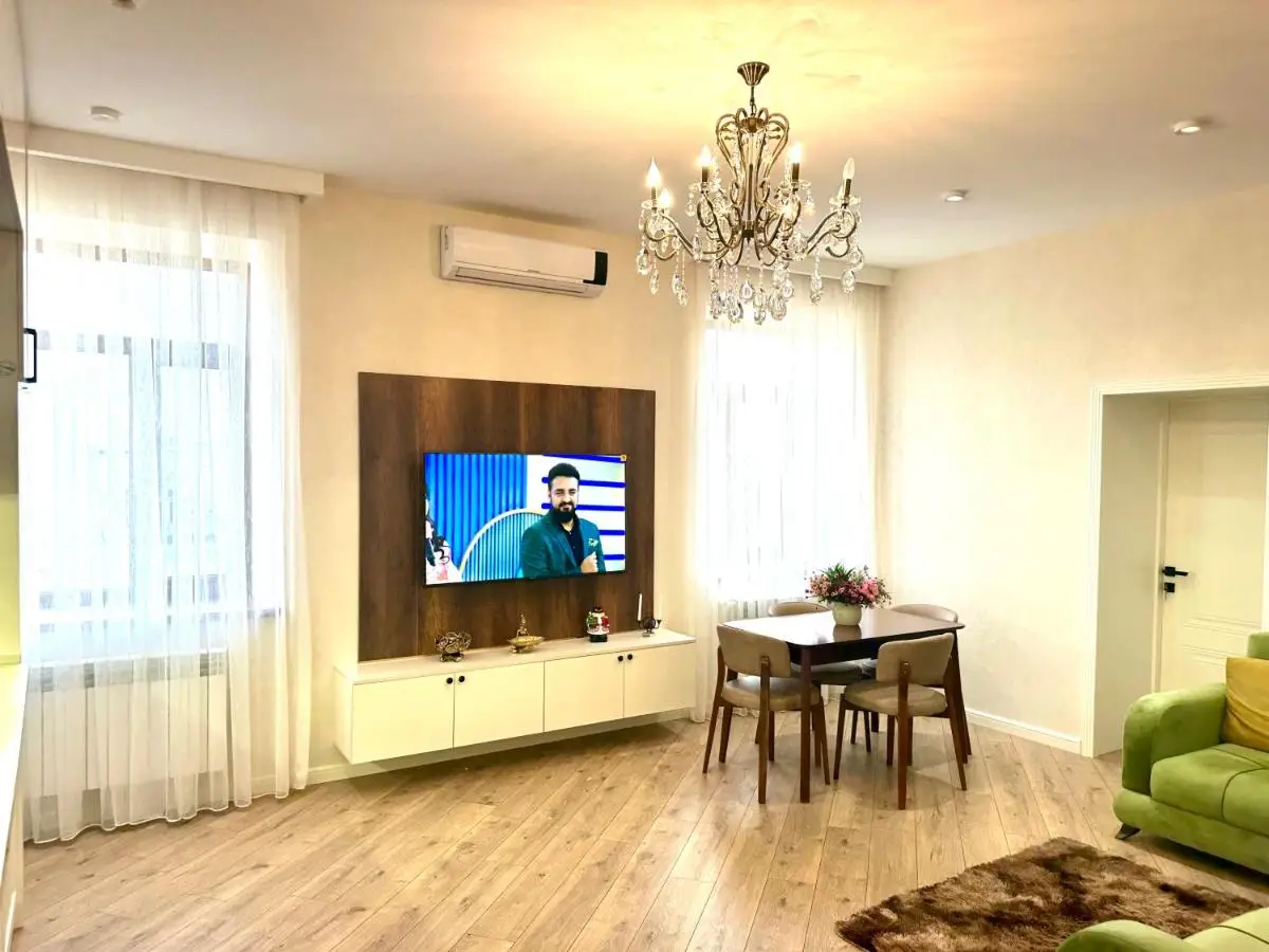 Elegant Stay in Downtown Baku