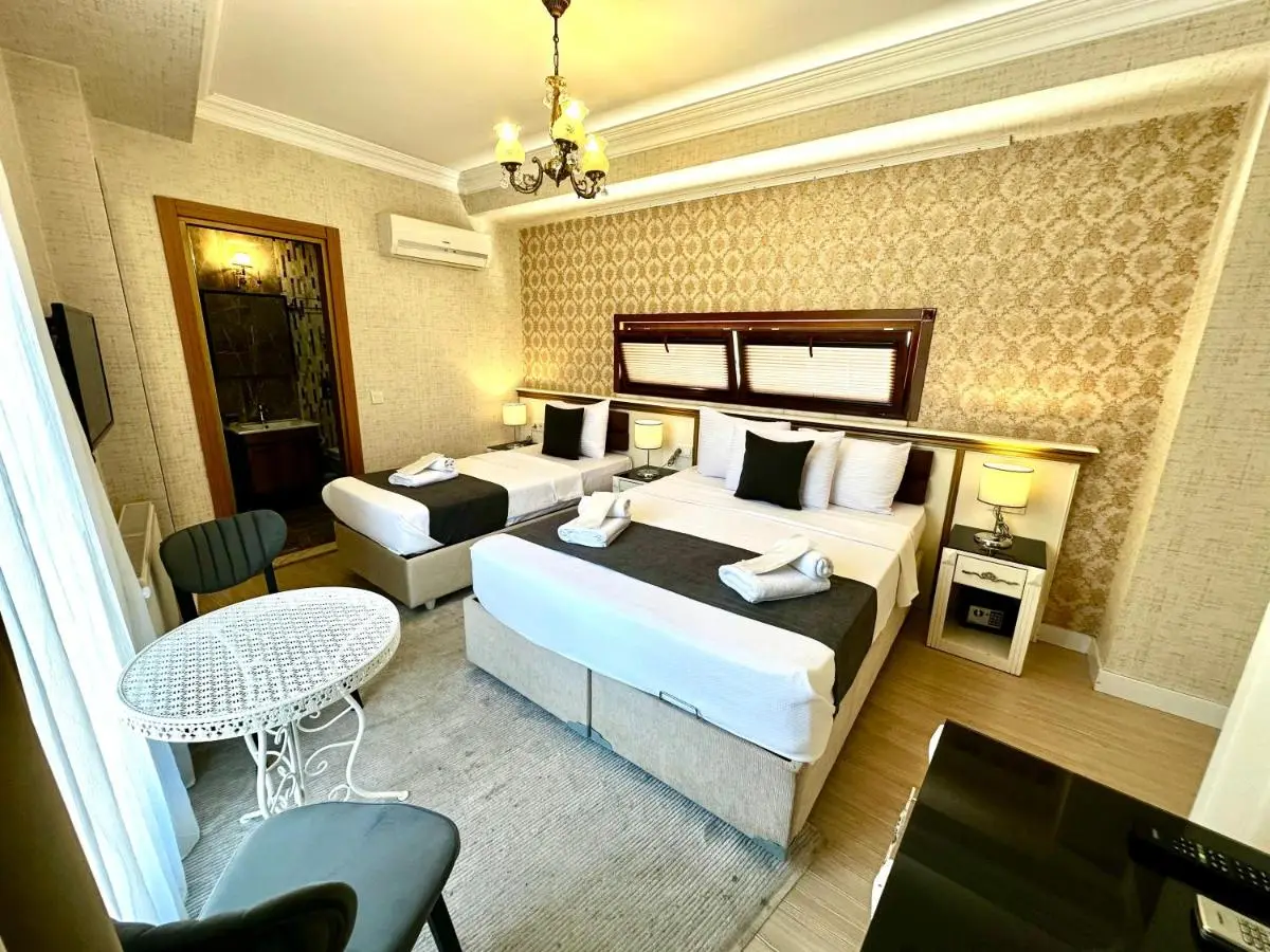 LElLl HAGİA SOFİA OTEL