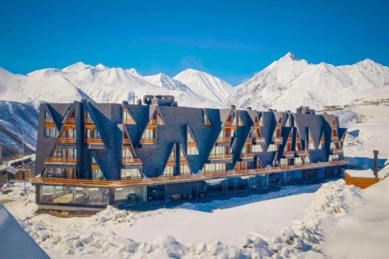 ski retreat apt. with balcony