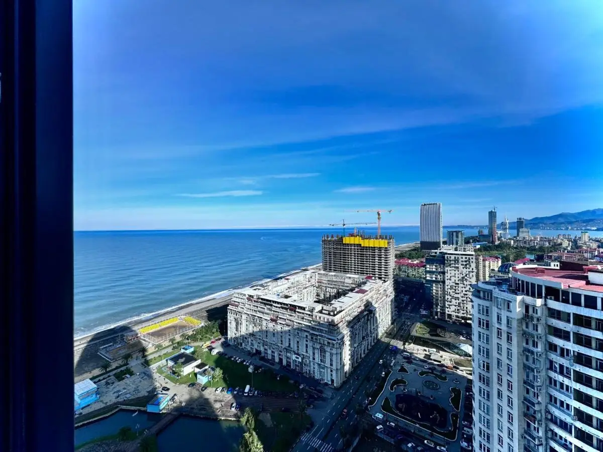 Sunshine Signature Apartments in Alliance Palace