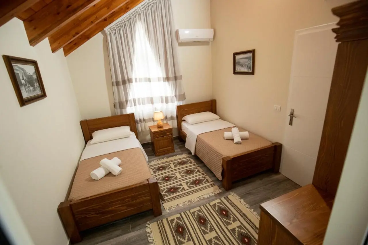 Xhuli Guesthouse
