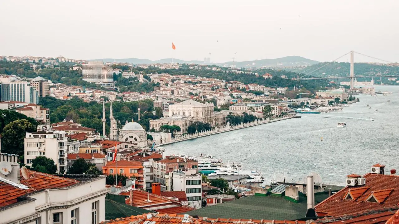 Bosphorus View Oasis 3 BR- 2 BA APARTMENT