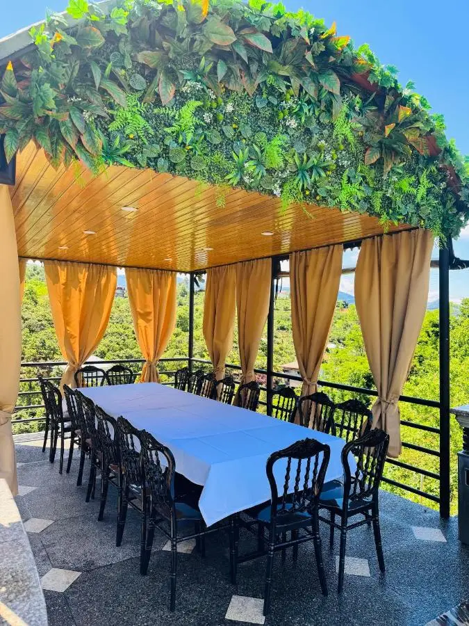 Green villa panorama