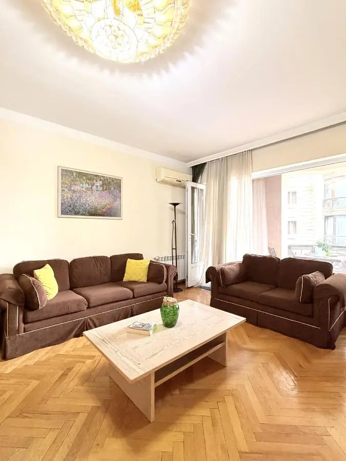 La Mia Apartment Formula 1 view
