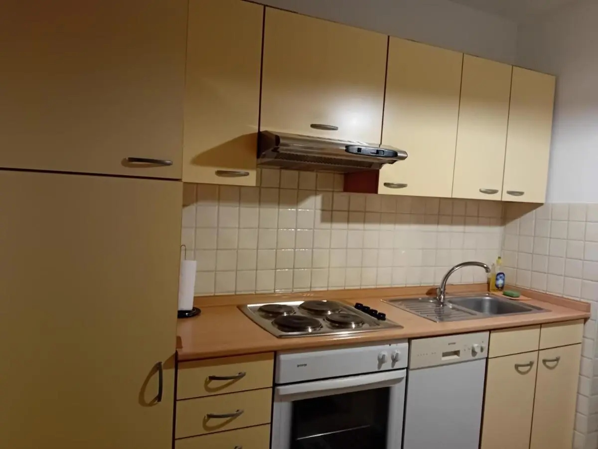 GALBY - Dobrinja - 1km from the airport