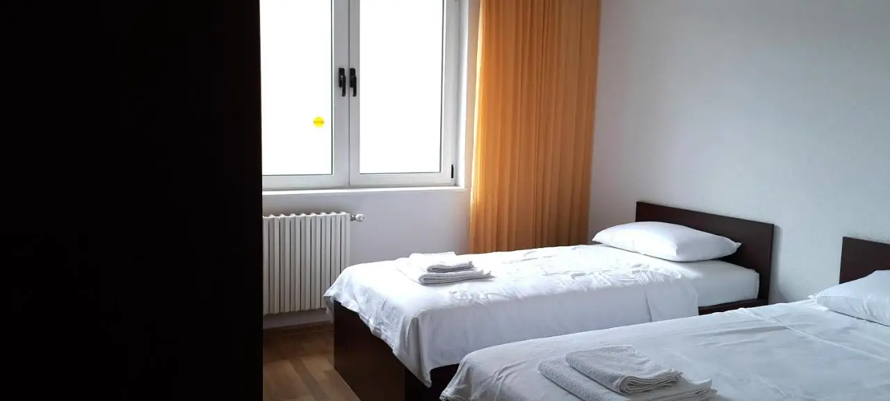 Cherry Apartment