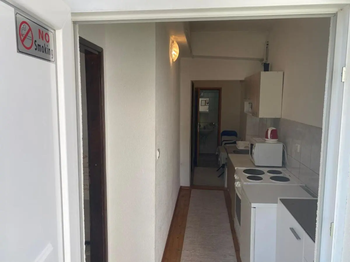 Lav Apartments