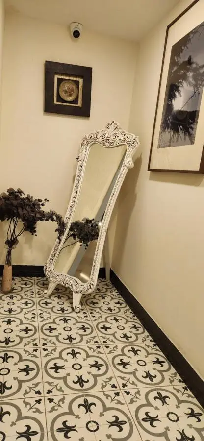 Shishly Palace Hotel