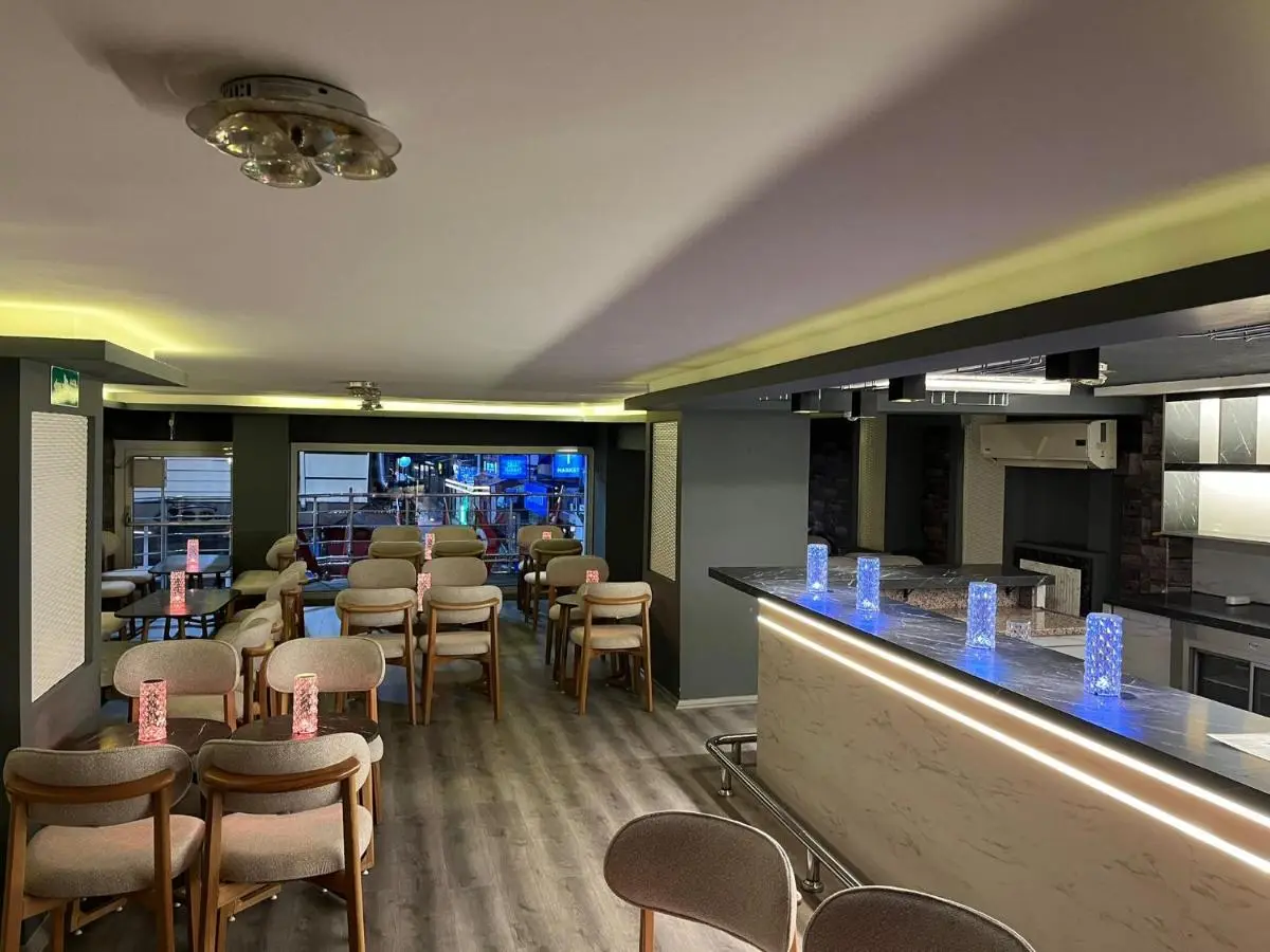Artan Hotel