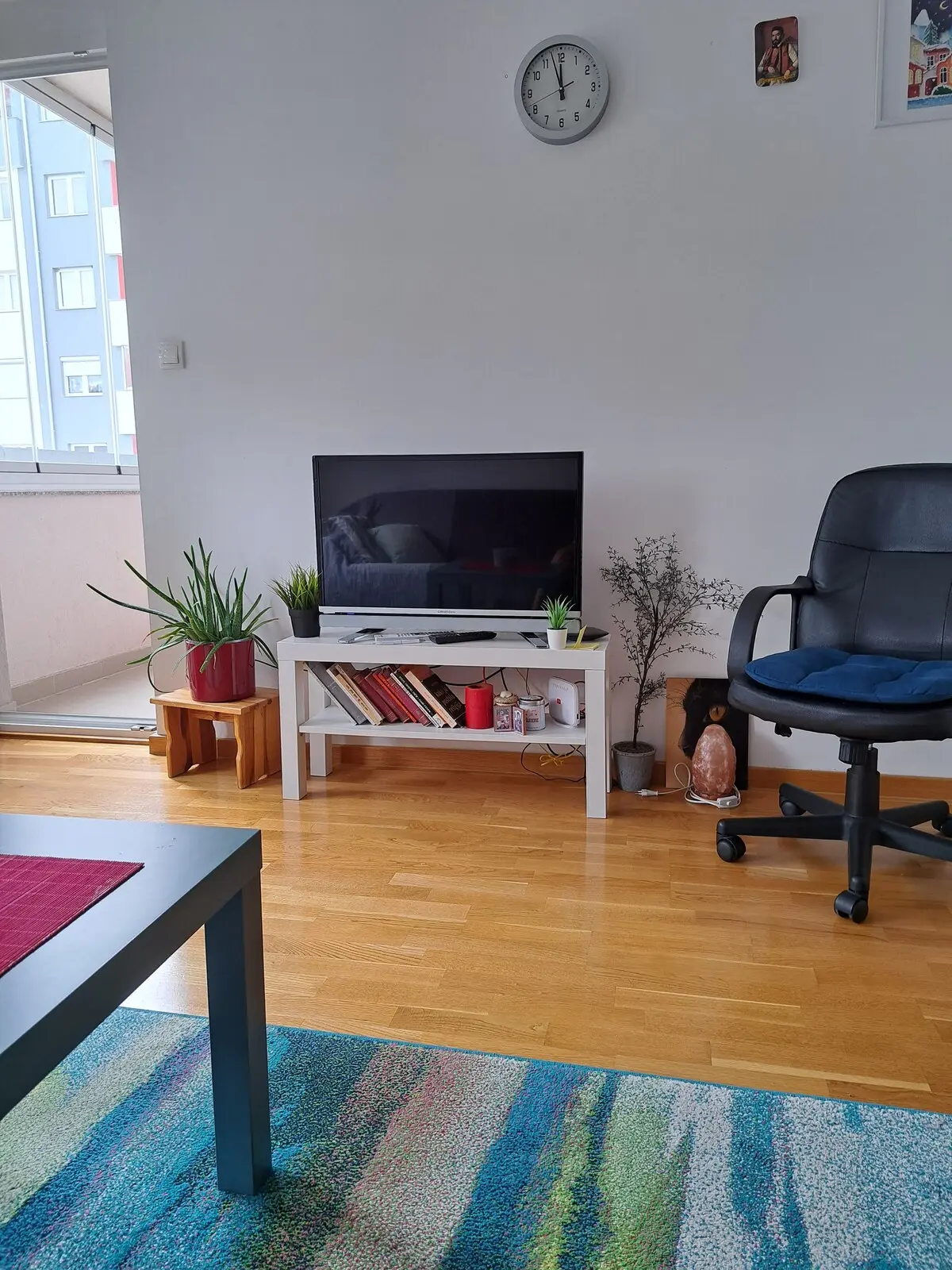 Lovely one bedroom condo in the pedestrian zone