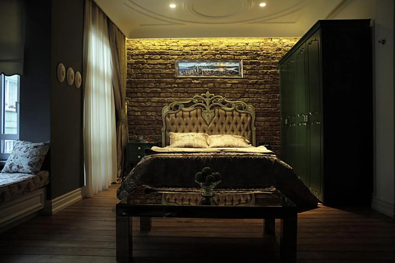 Frida Suites