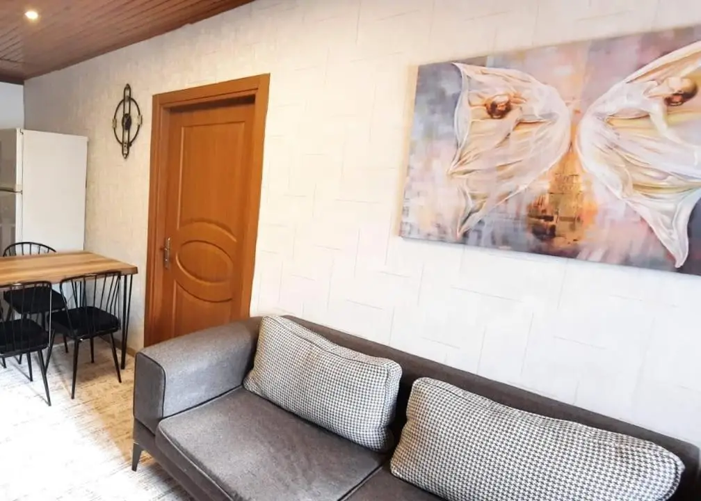 FINDIKZADE SEASIDE FLATS in lively Fatih area very near metro and tourist sights