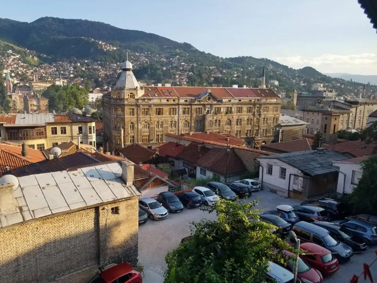 Curovac View