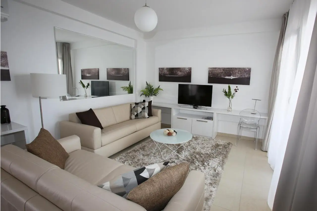 White Residence Luxury Apartments