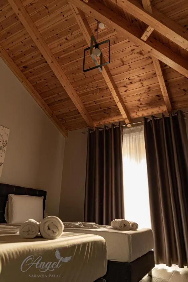 Angel Saranda Palace