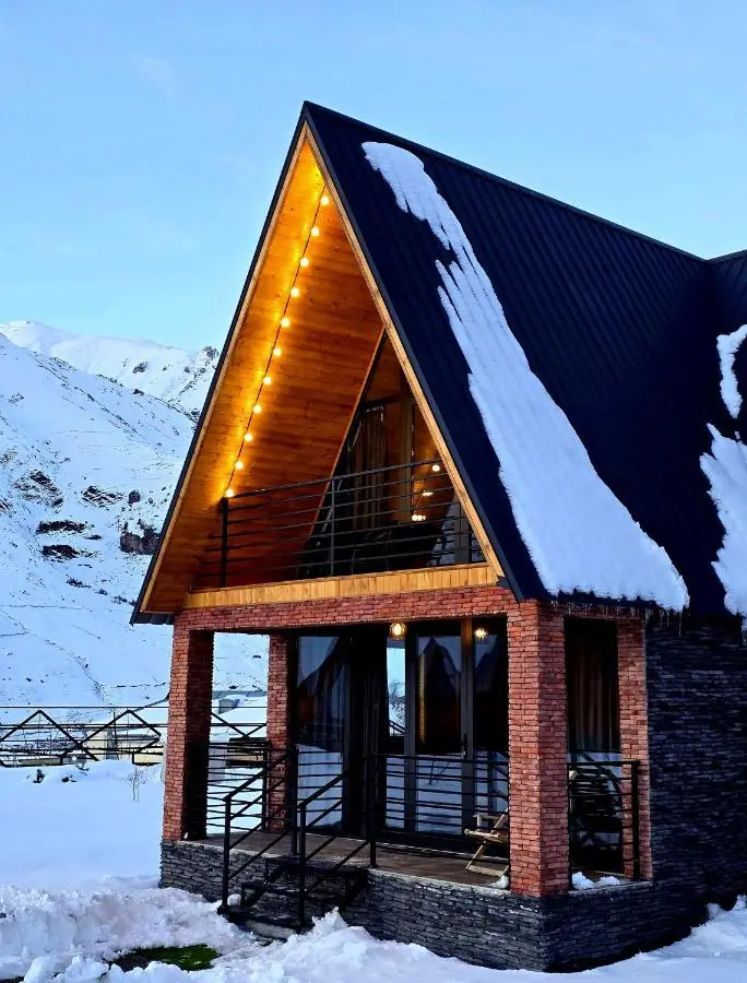 Grand Mountain Cottage