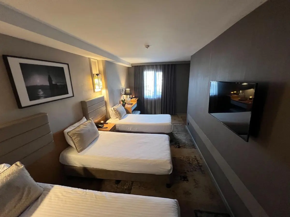 All Seasons Hotel
