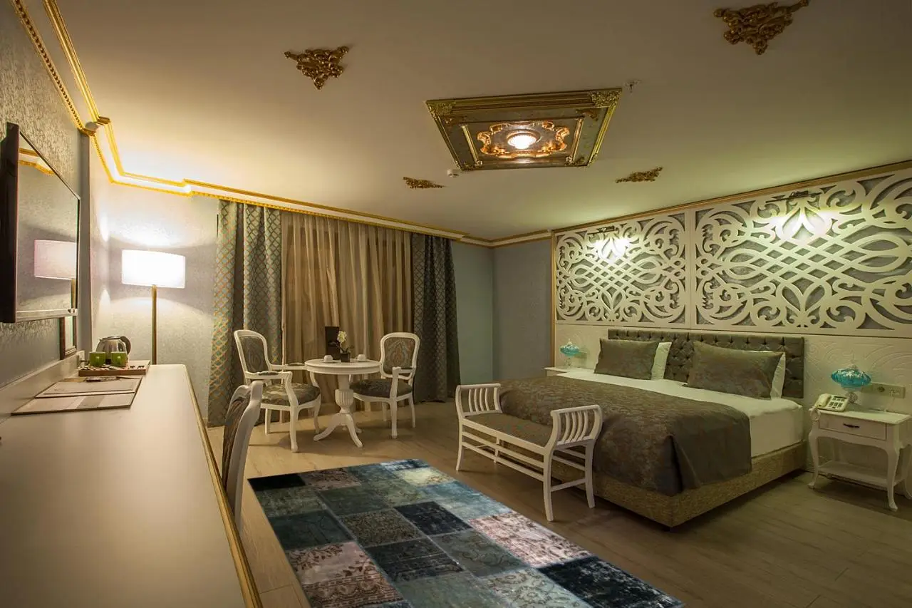 Empire Suite Hotel