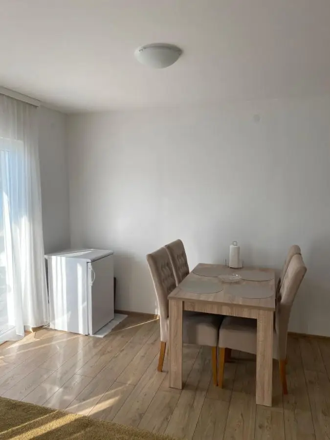 Apartmani Lepara