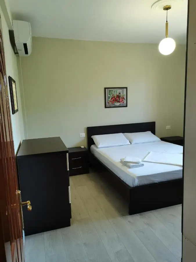 Leatis Apartment