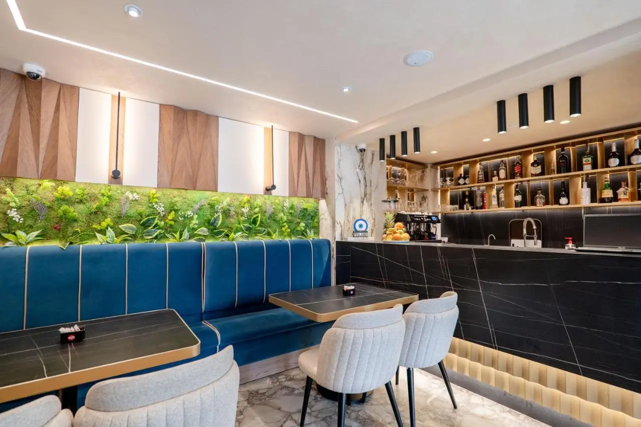 Mattis Hotel